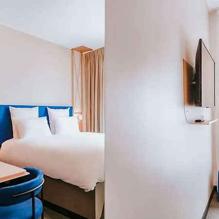 Hotell Mercure Centre Port 4*